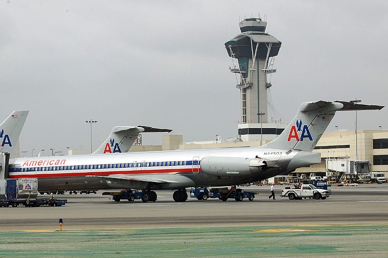 lax May9 2008 (811).JPG